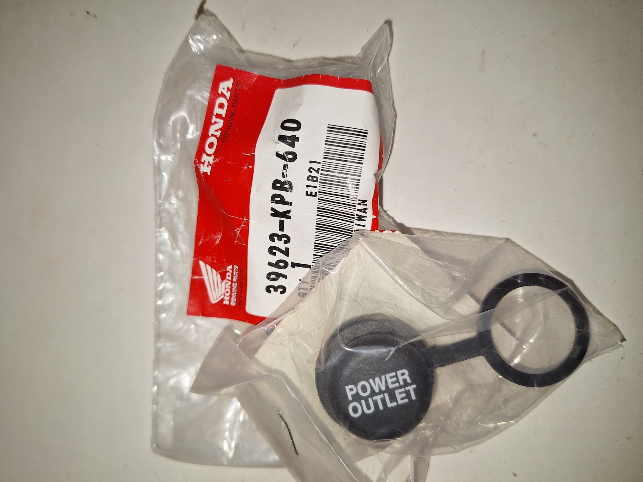 Picture of SOCKET CAP  39623-KPB-640